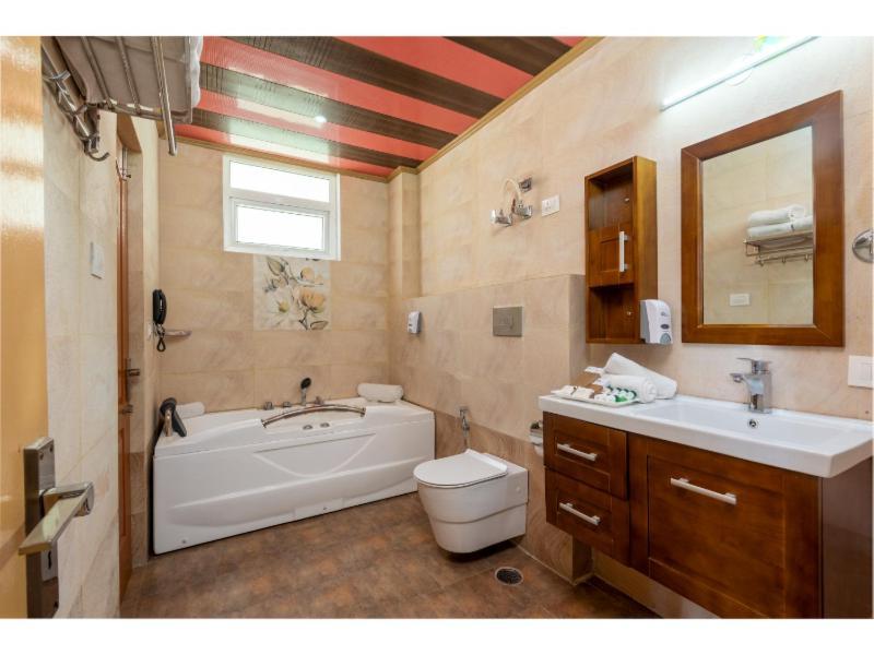 דרמסאלה Hotel Shiva Sanctuary By Dls Hotels, Mcleod Ganj מראה חיצוני תמונה